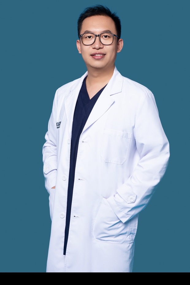 李景星医师 昆明松鼠口腔正畸矫正
